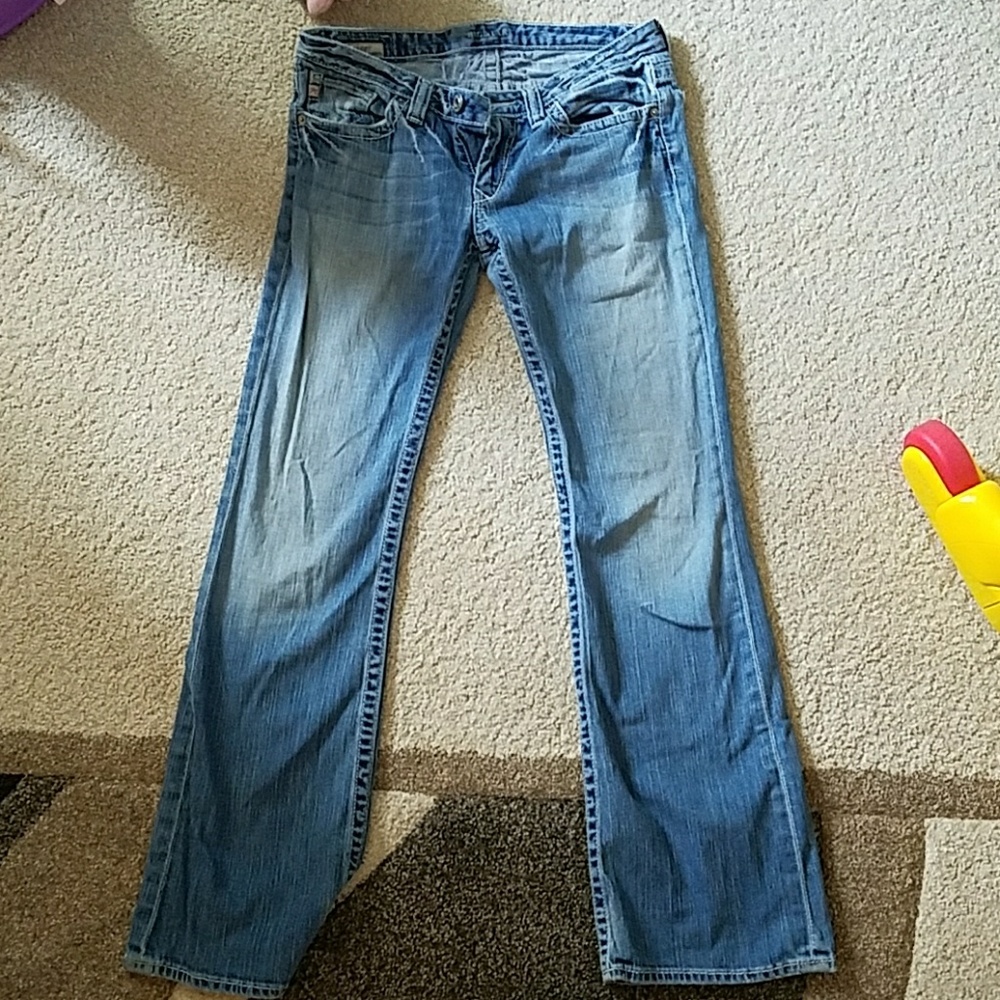 Jeans